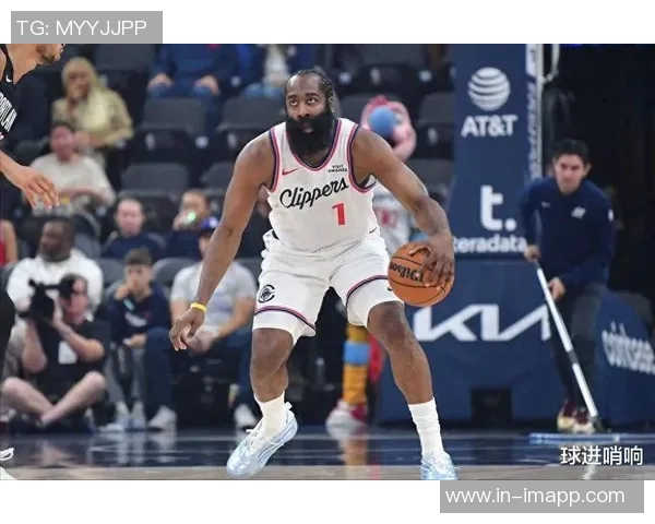 快船新赛季前景分析小卡状态成疑哈登肩负重任四大新援能否助力争冠