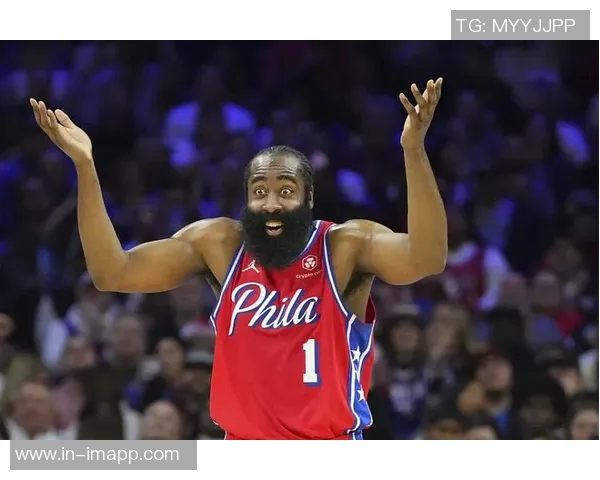 哈登谈比赛策略强调录像分析与调整的重要性